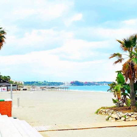 Espectacular piso en primera línea de playa Estepona Exterior foto