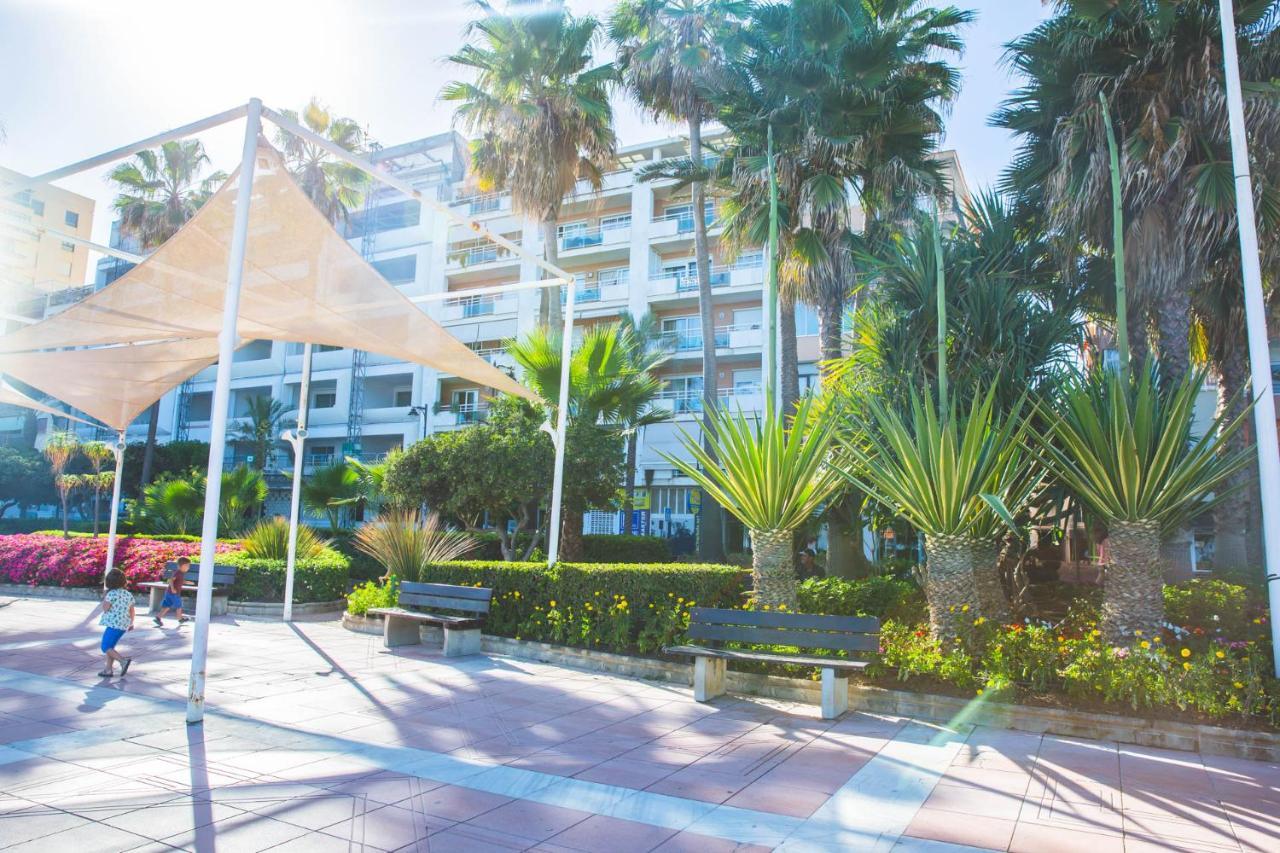 Espectacular piso en primera línea de playa Estepona Exterior foto