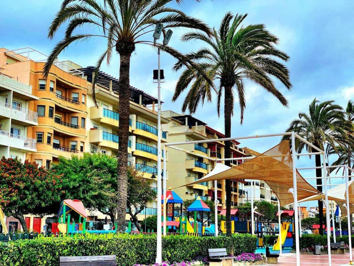Espectacular piso en primera línea de playa Estepona Exterior foto